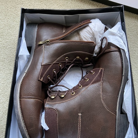 NIB side zip casual boots - Picture 3 of 3